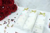 LUXURY ROSE PETAL Wax Melts - Ring of Roses Scented