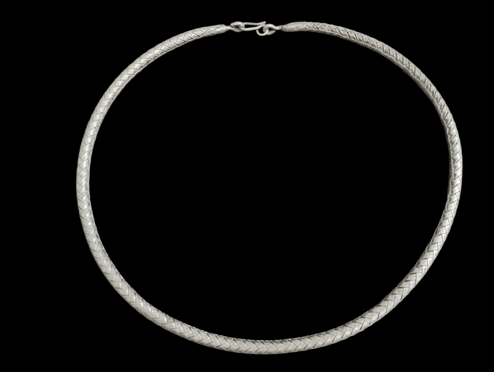 PH154 woven Karen choker