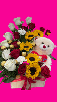 Arreglo de Rosas con Osito