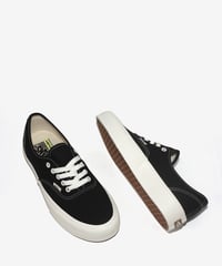 Image 2 of VANS_AUTHENTIC VR3 :::BLACK/MARSHMALLOW:::