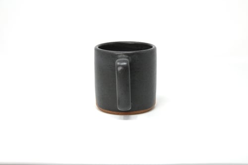 Image of Classic Angle Dip Mug - Charcoal, Speckled Clay