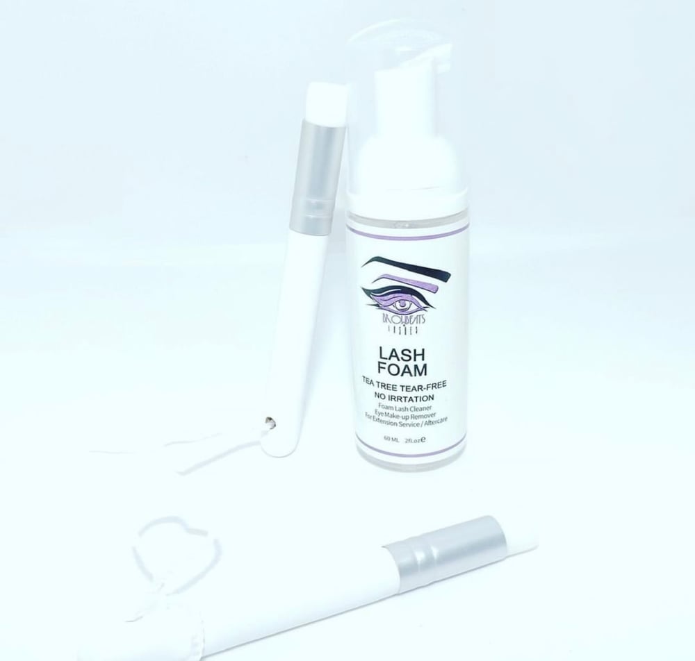 Image of Lash Extension Foam and shampoo brush