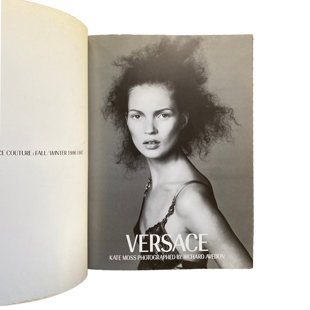 Image of Versace Fall Winter 1996/97 - Richard Avedon