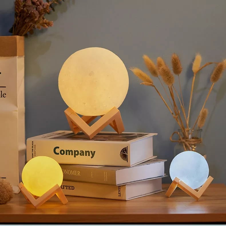 Image of Moon Lamp