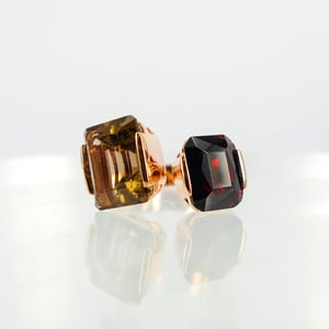 Image of 9ct rose gold cocktail ring set with smokey quartz & garnet. PJ5958