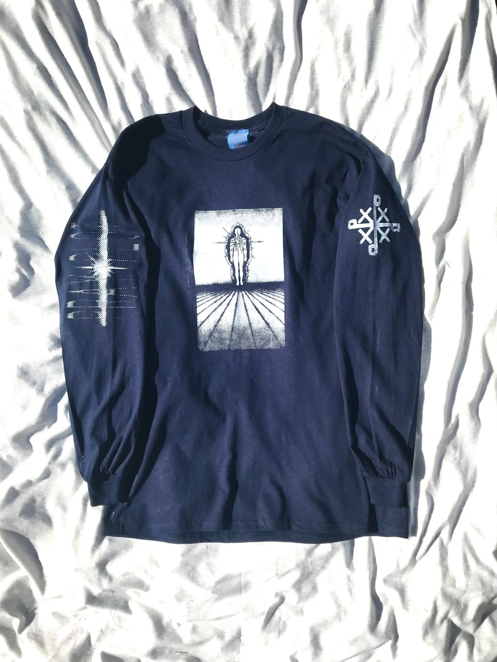 bigger and brighter long sleeve in navy blue 