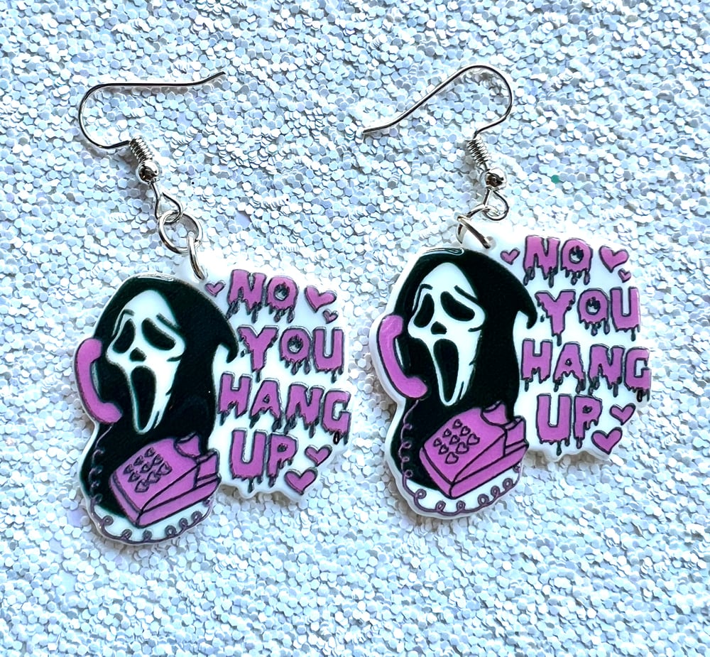 Ghost face you hang up V day earrings 