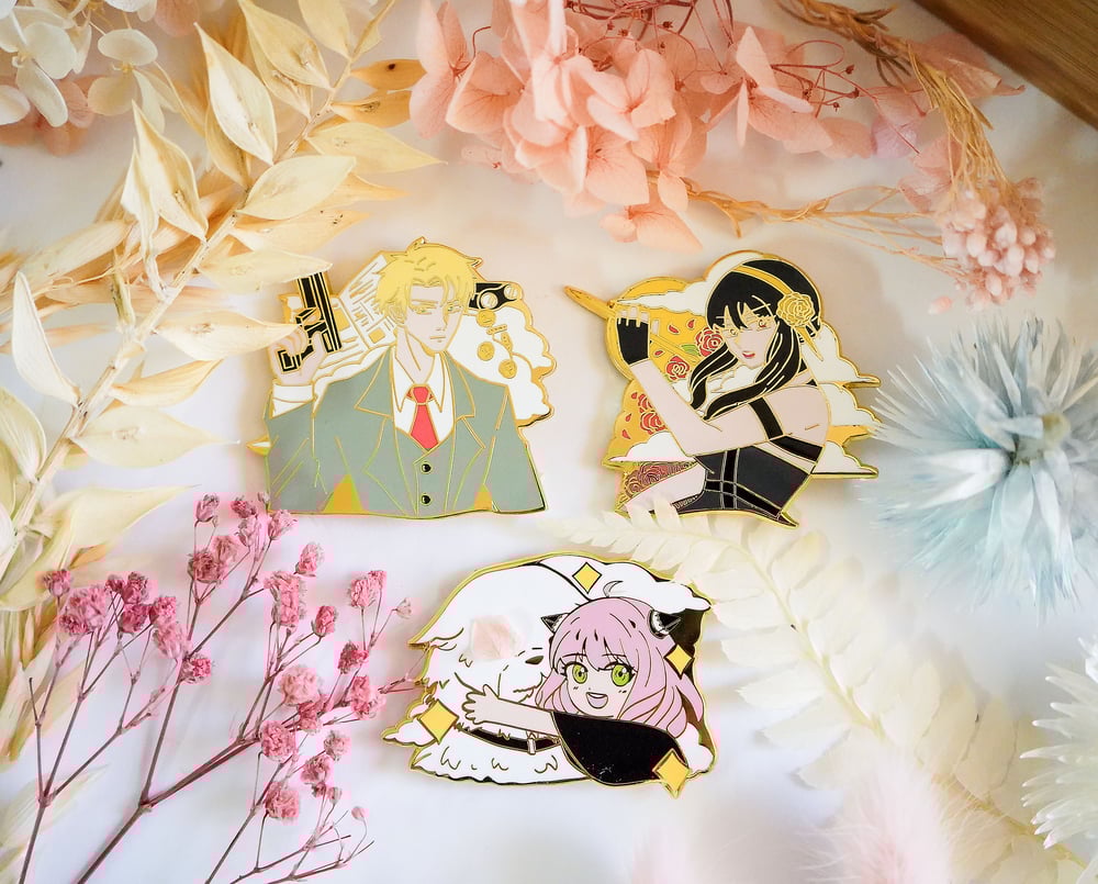 Image of Spy x Family Enamel Pins