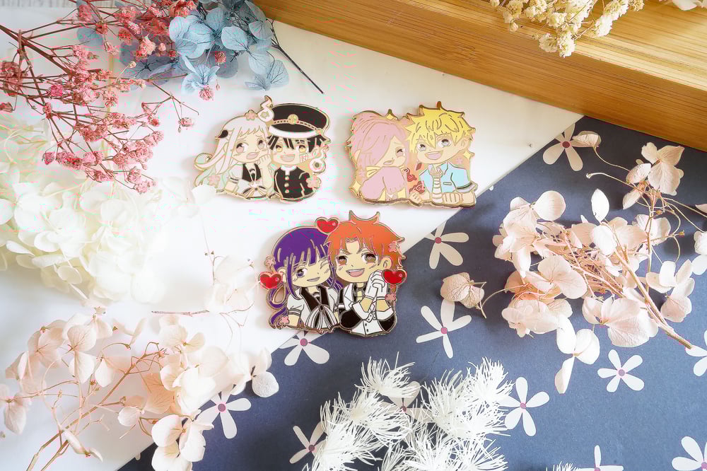 Image of Toilet Bound Hanako-Kun Couple Enamel Pins