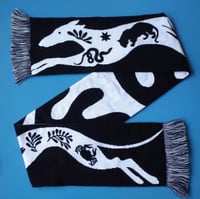 BLACK AND WHITE GREYHOUND SCARF 
