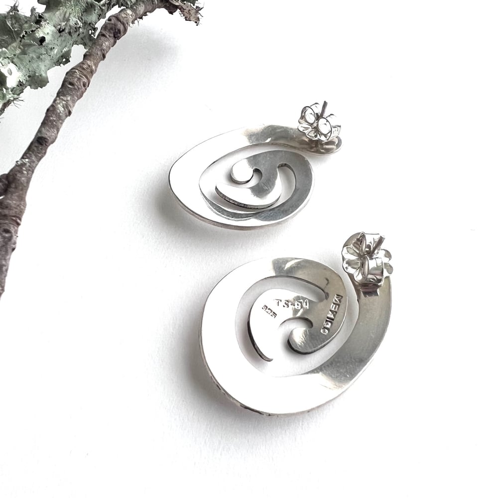 Image of Stunning Vintage Taxco Modern Swirl Silver Earrings