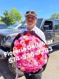 Ramo con Rosas Brillantes