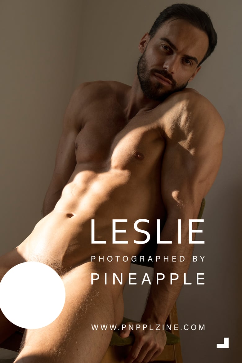 Image of LESLIE BY PINEAPPLE