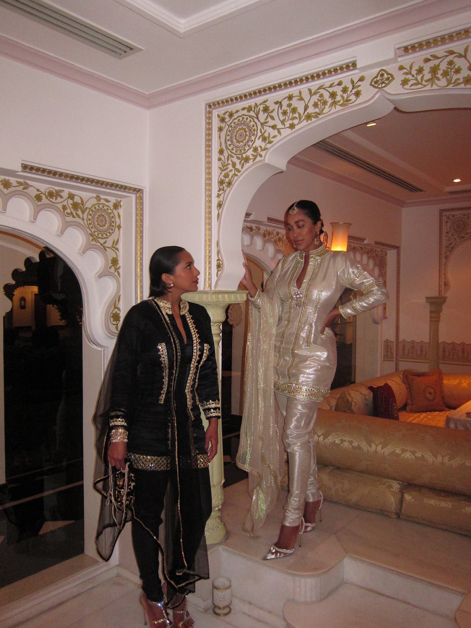 Image of EMBELLISHED SATIN INDIAN PANT SUIT (M)