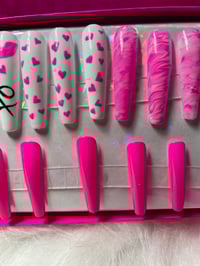 Image 4 of READY TO GO BOXES  PINK KISSES💋