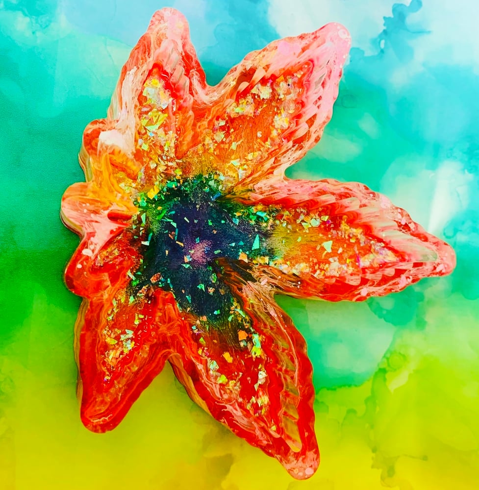 Image of Rainbow leaf ashtray