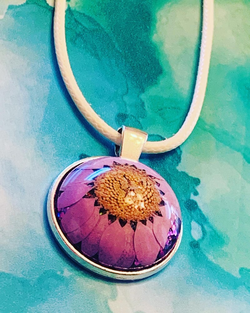 Image of Real dried flower pendant 