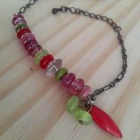 Image 2 of Bracelet rose, vert tendre et rouge