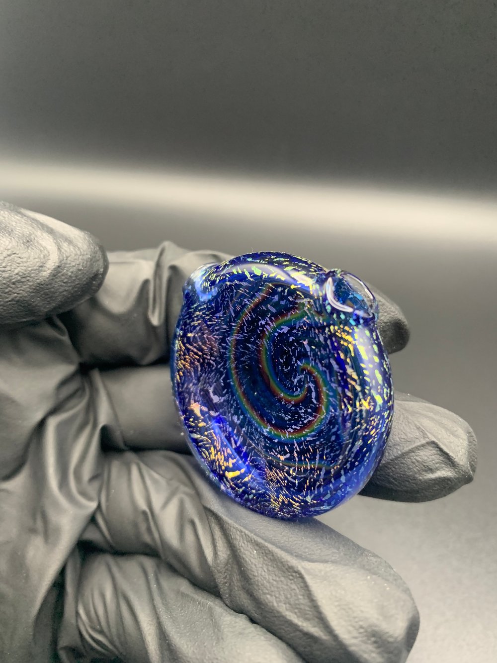 DICHRO Rainbow Swirl Pendant 