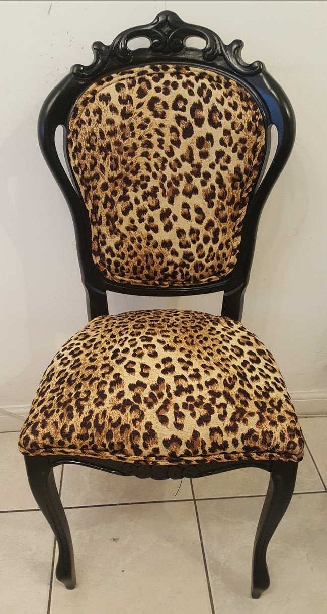 Bespoke Very Rare Vintage Italian Leopard Print Dining Set (Bargain)