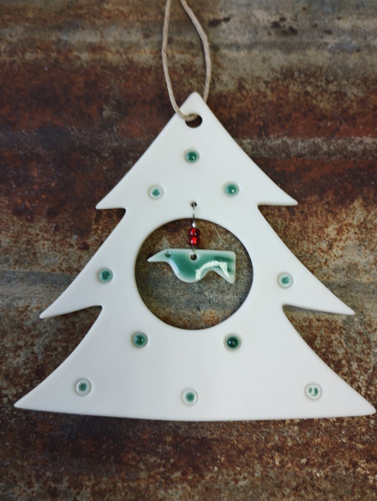 Image of Christmas Tree 