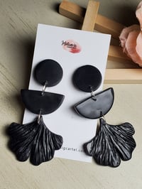 Image 2 of Earrings | Aretes Ana Leaf
