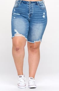 Image 1 of Cool Off Bermuda Shorts-Curve of Sashay