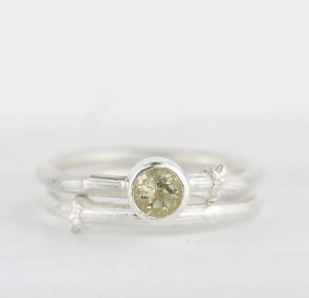 Image of A ring from your own twig