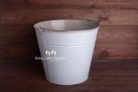 Bucket vintage white