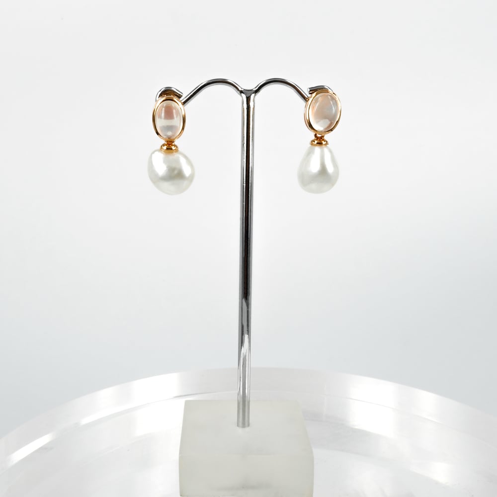 Image of 9ct rose gold, rose quartz and south sea pearl drop earrings. PJ5962