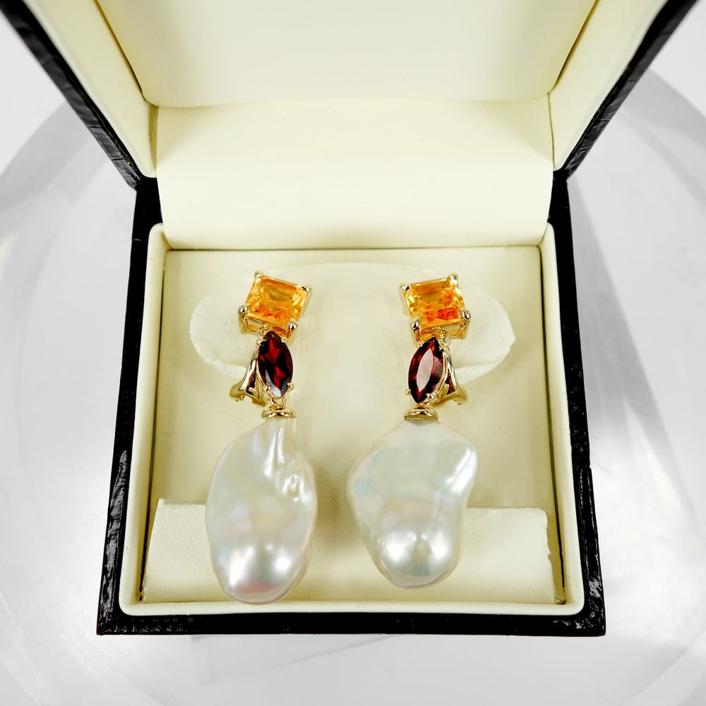 Image of 9ct yellow gold south sea pearl and gem drop earrings. PJ5966