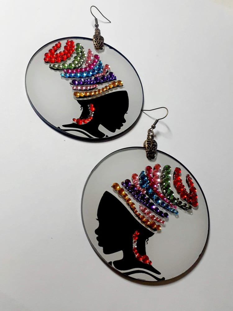 Image of Queen of Queens Rhinestone Black Art Dangling Earrings