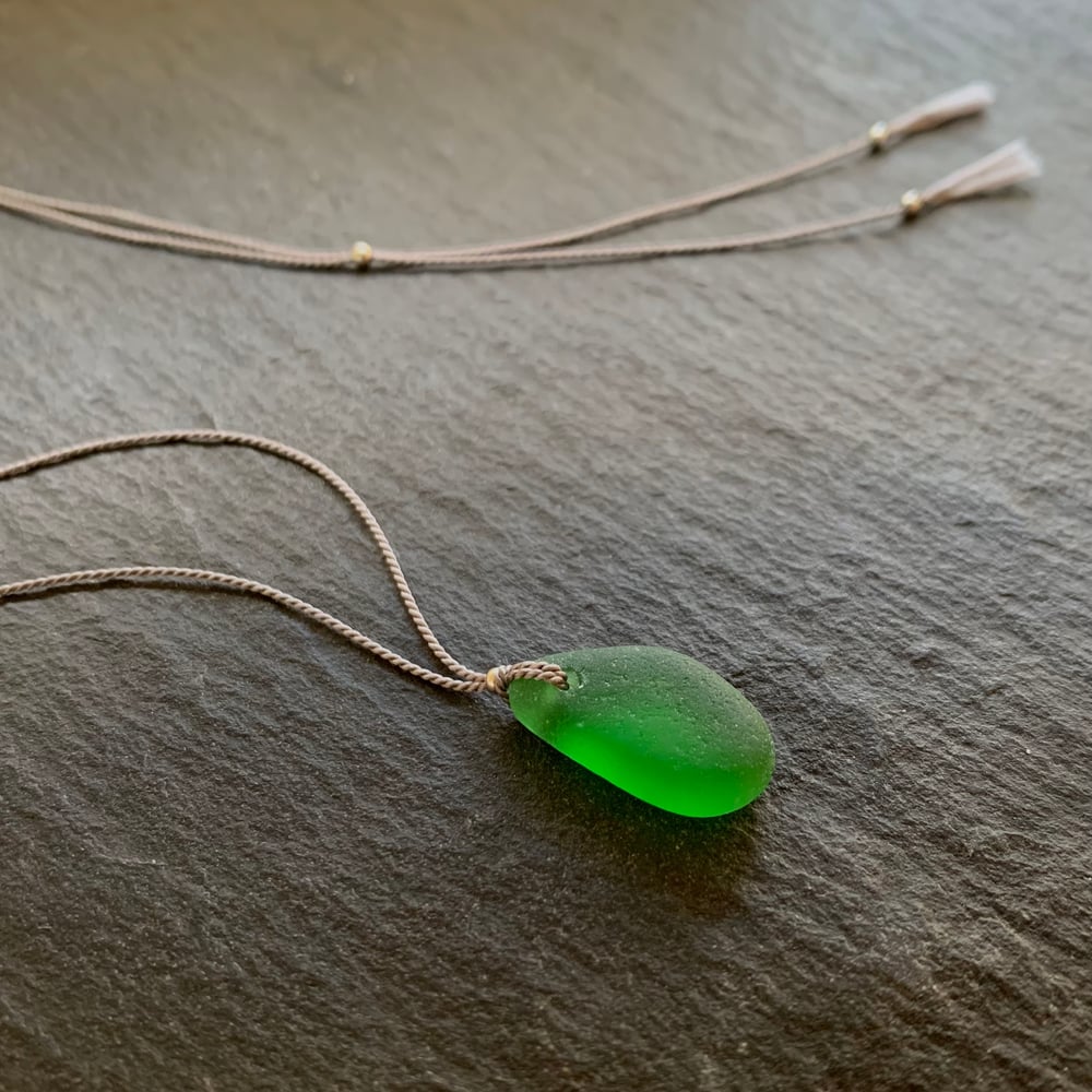 Image of Emerald green sea glass necklace - Sole Bay