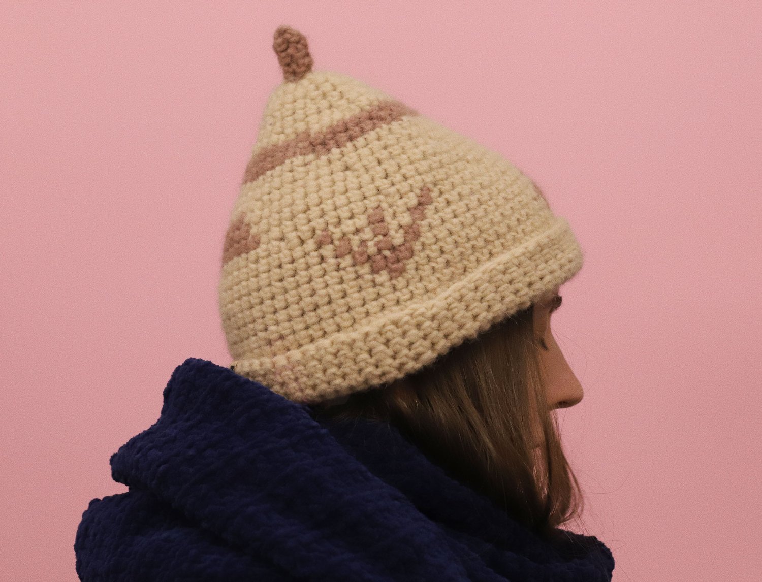 Image of GEIGE AND PINK WOOL CAP
