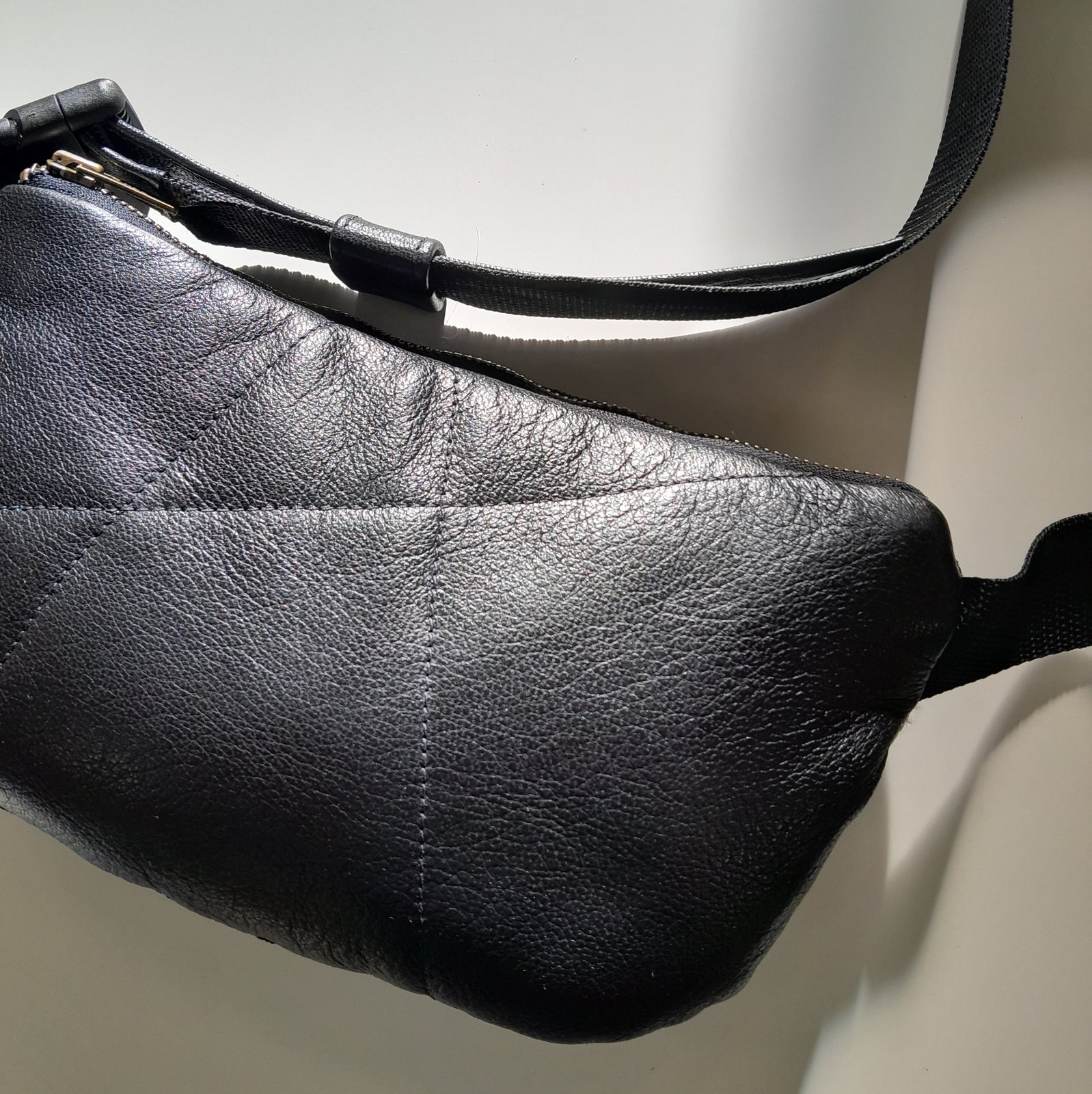 Brasilia Leather Bag – Johnny Farah