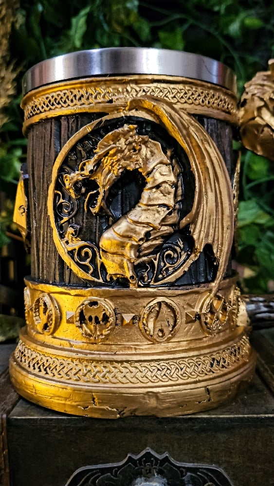 ๐The Armored Kingdom Draco Gold Sovereign Mug
