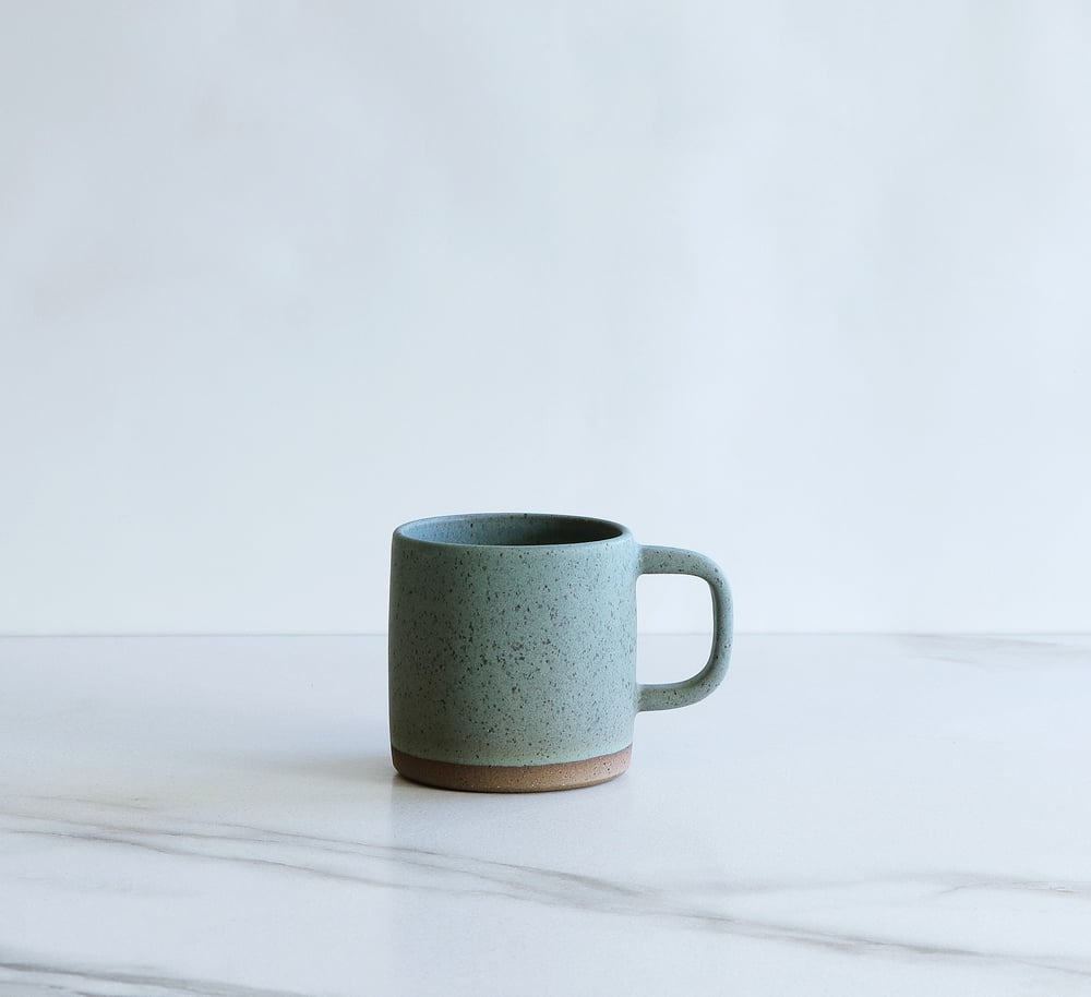 Image of 10 oz mug, glazed in Mint