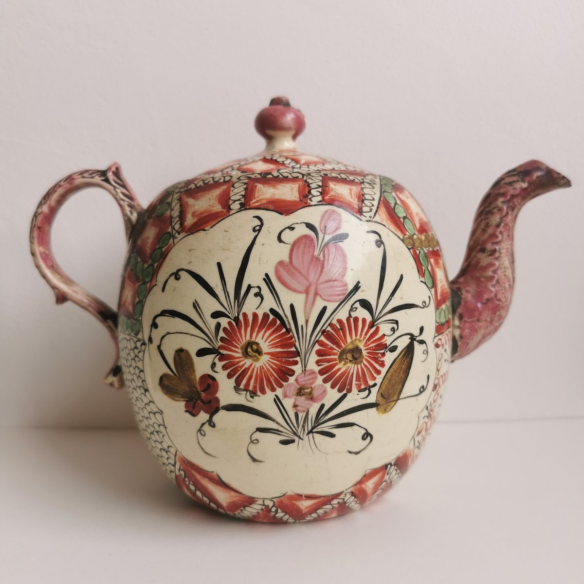 Image of Antique 18th Century Wedgewood D. Rhodes Creamware  Teapot c1770s