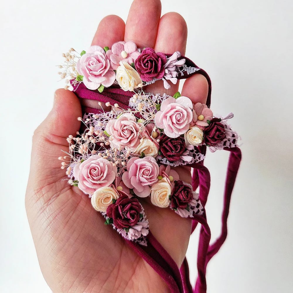 Image of headband cerise et fleur rose 