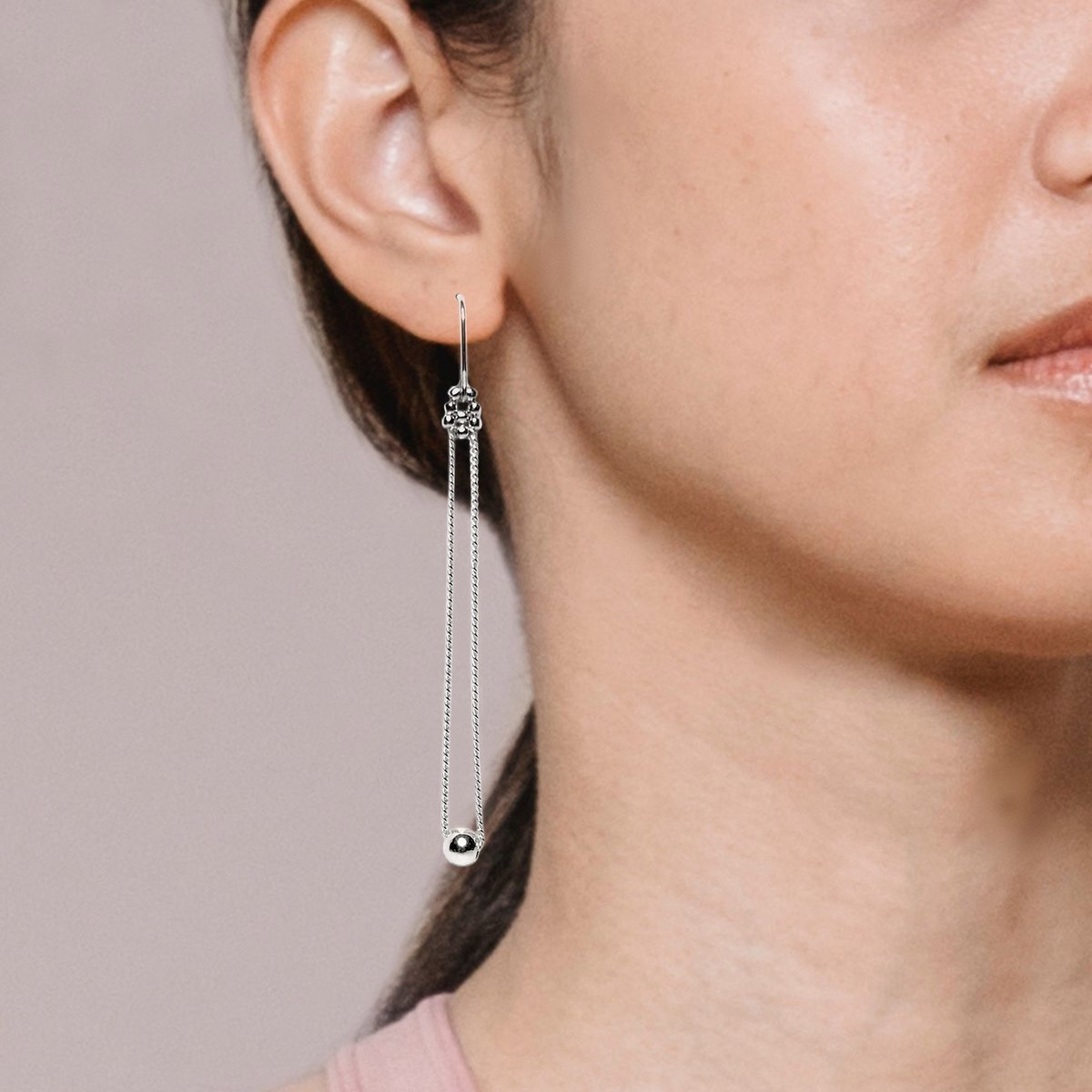 Image of Boucles d'oreilles chaines pendantes "Anton"