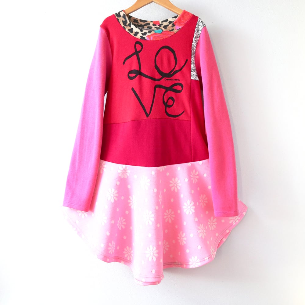 Image of daisy pink vintage red love script ribbon 8/10 courtneycourtney long sleeved twirl dress longsleeve