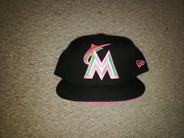 Image of New Era Miami Marlins Fitted Hat  "Black/Green/Pink"