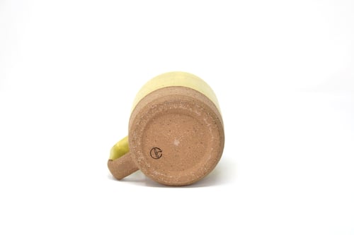 Image of Classic 3/4 Dip Mug - Lemon Creme, Speckled Clay