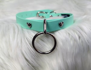 Image of Big O with Hearts Choker