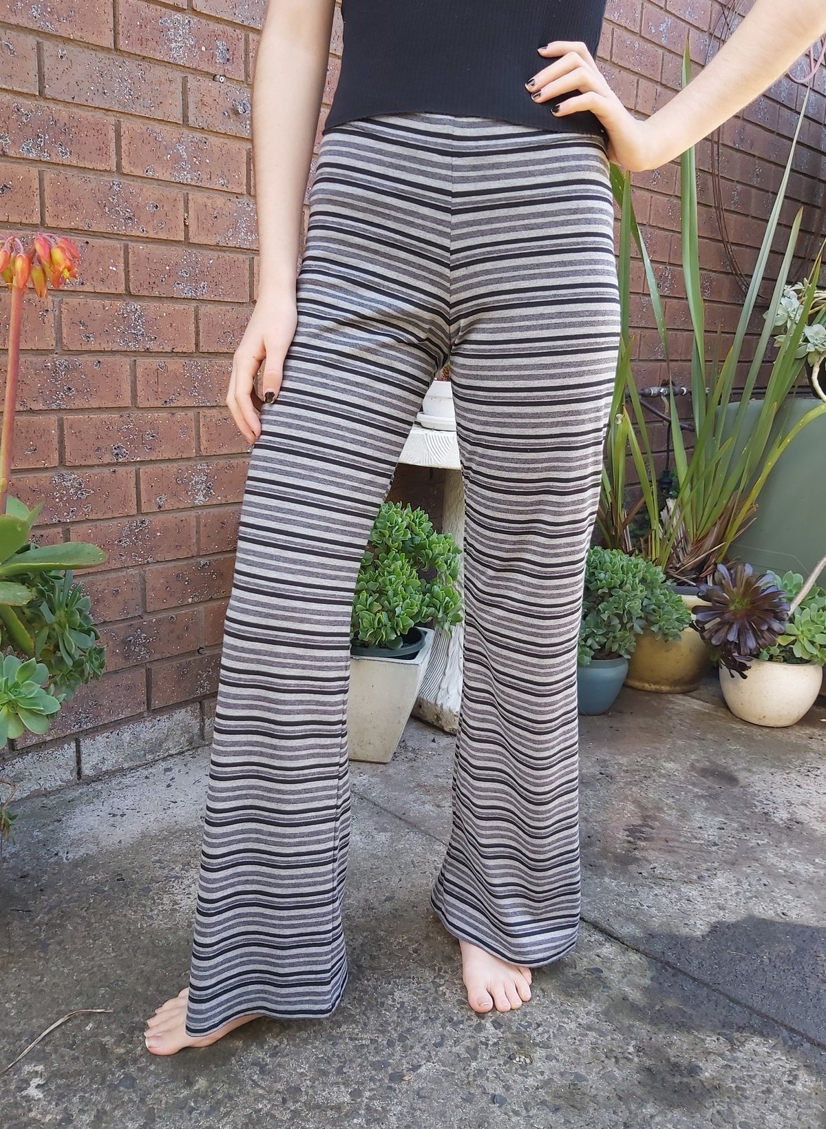 Image of Adults stripe pants - grey/black