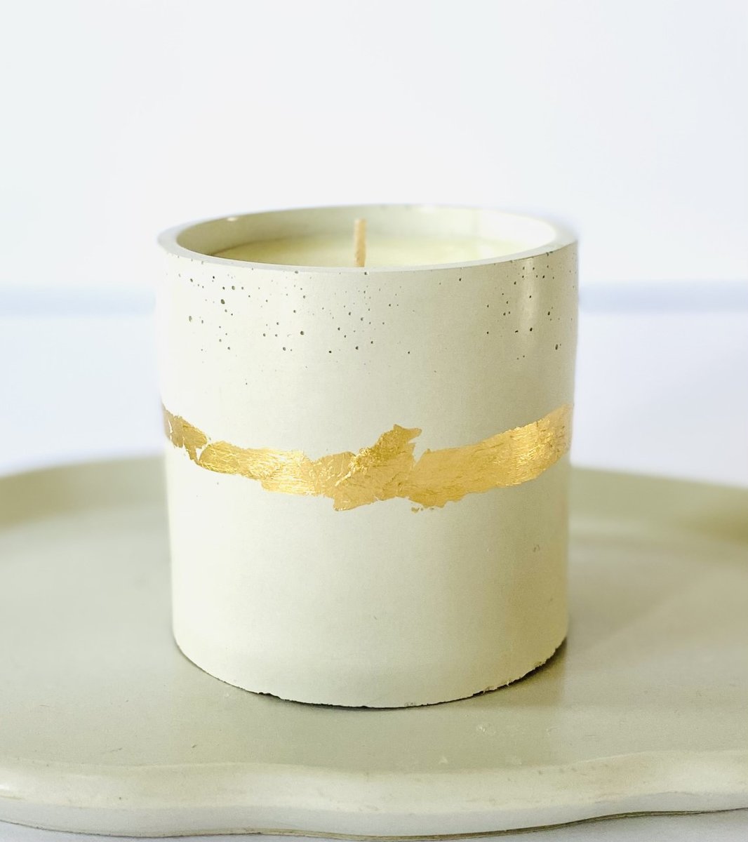 Gold Leaf Candle Sweet Bee