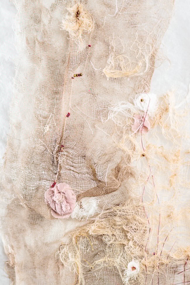 Lambeau d'étoffe fleuri