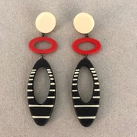 Long drop ellipse earrings