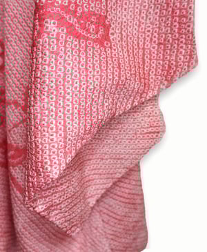 Image of Rosa kort kimono af silke med prikmønster - vendbar