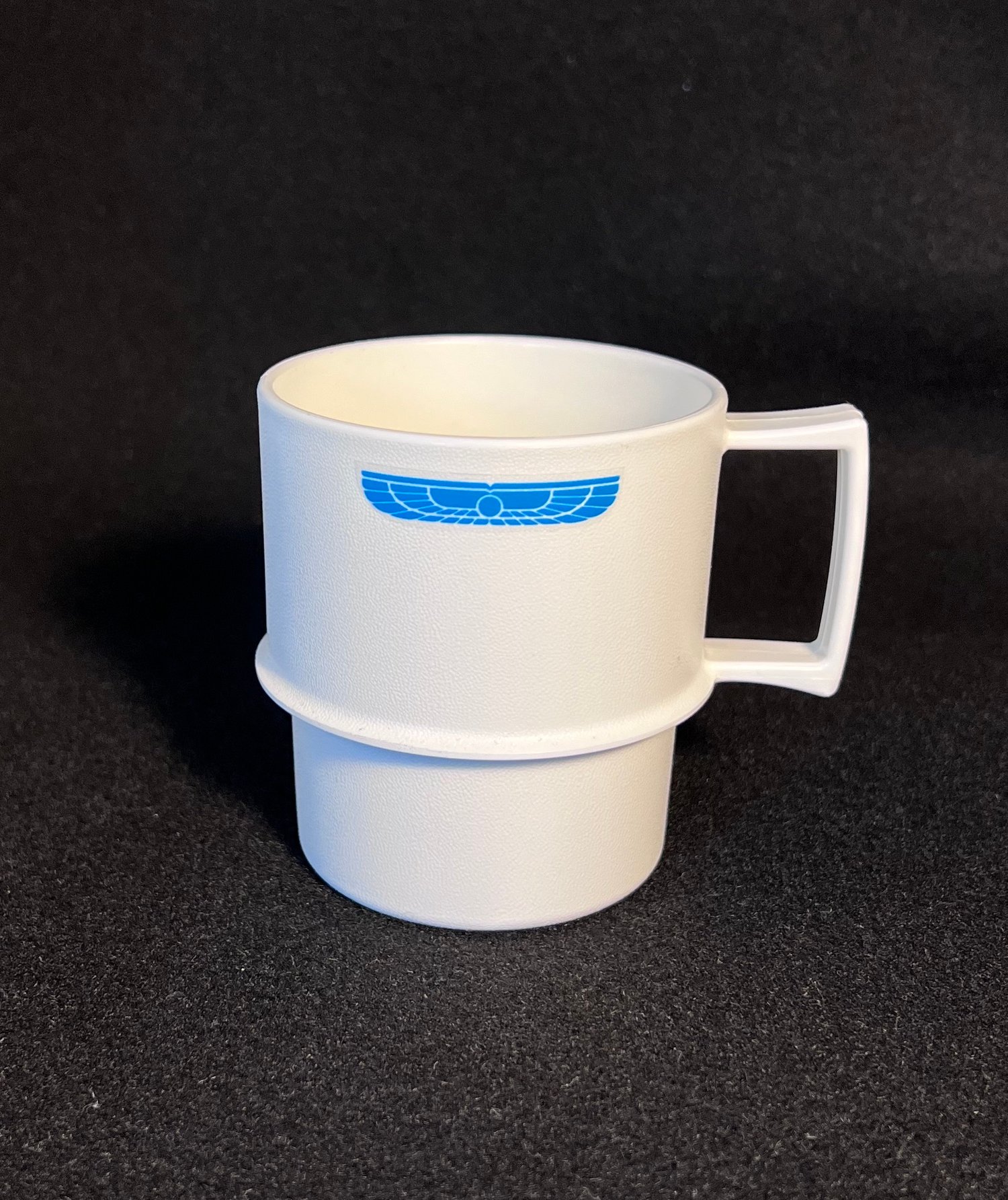 Forget your modern Tupperware cups, any oldtimers remember these aluminum  ones? You could cut your mouth on them. : r/nostalgia